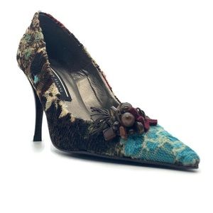 Roberto Vianni Floral Lace Pointed Toe Pump